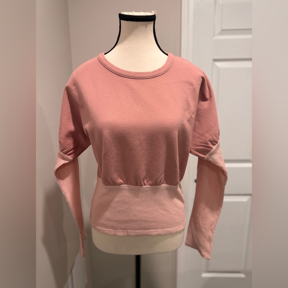 NWOT- Women's Pink Long Sleeve Top- Size M